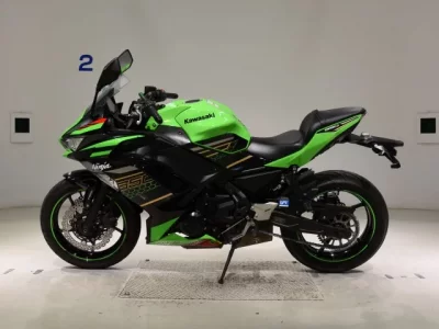 Kawasaki NINJA650A лот № 2738 оценка 5  с аукциона в Японии 2