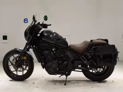 Honda REBEL 1100D лот № 0519 оценка 5  с аукциона в Японии 2