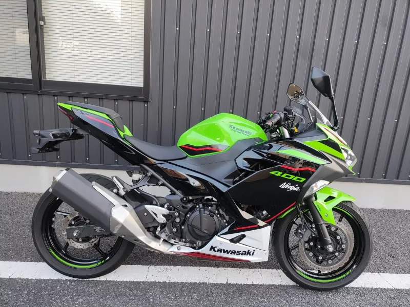 Kawasaki Ninja 400 лот № 00342 оценка 4  с аукциона в Японии