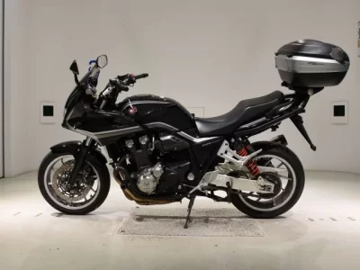Honda CB1300SF BOLDOR лот № 7645 оценка 5  с аукциона в Японии 2