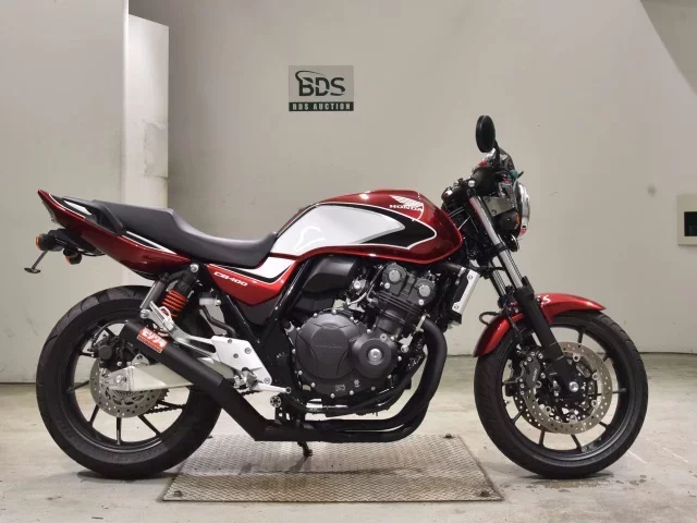 Honda CB400SFV-4ABS лот № 2569 оценка 6  с аукциона в Японии