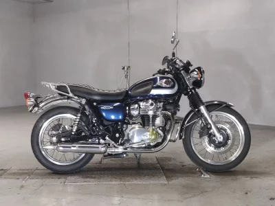 Kawasaki W800 2021