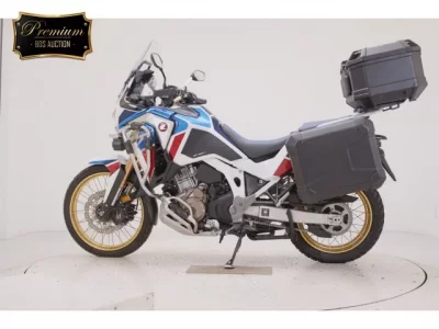 Honda CRF1100L AFRICA TWIN D лот № 2536 оценка 5  с аукциона в Японии 2