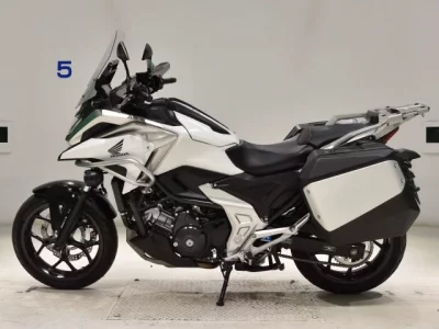 Honda NC750X-3 лот № 0193 оценка 5  с аукциона в Японии 2