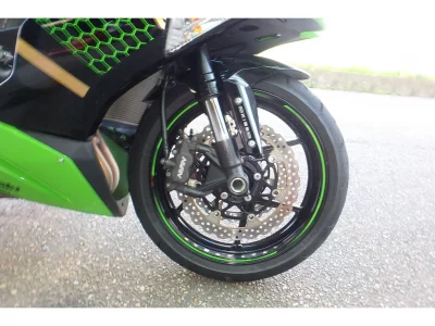 Kawasaki NINJA ZX-6R лот № 02253 оценка 4  с аукциона в Японии 2