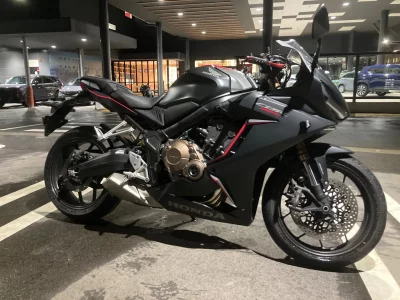 Honda CBR650R лот № 02313 оценка 4  с аукциона в Японии 2