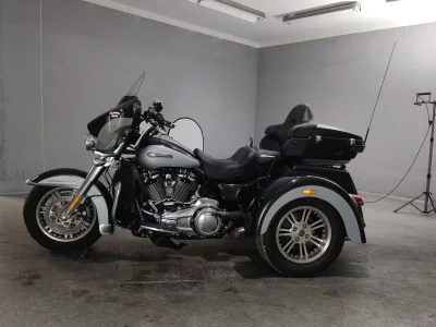 Harley-Davidson HARLEY FLHTCUTG1870 TRIKE лот № 8290 оценка 4  с аукциона в Японии 2