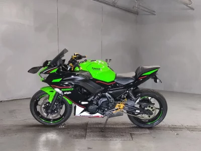 Kawasaki NINJA650 лот № 5241 оценка 4  с аукциона в Японии 2