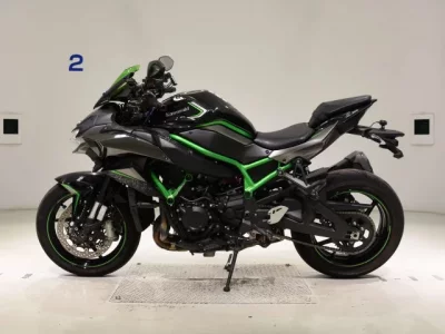 Kawasaki Z H2 лот № 7761 оценка 5  с аукциона в Японии 2