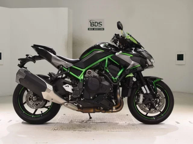 Kawasaki Z H2 лот № 7761 оценка 5  с аукциона в Японии