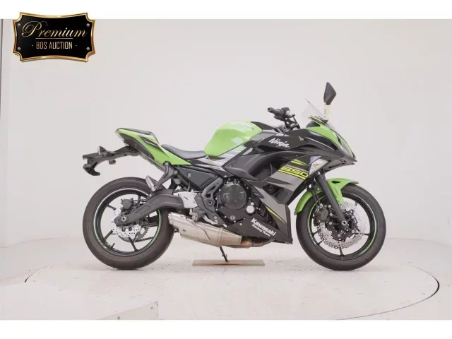 Kawasaki NINJA650A лот № 0060 оценка 6  с аукциона в Японии