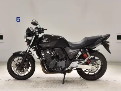 Honda CB400SFV-4ABS лот № 2670 оценка 5  с аукциона в Японии 2