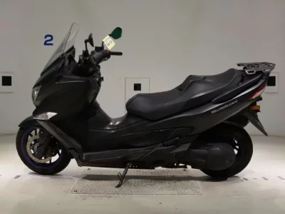Suzuki BURGMAN 400A лот № 5410 оценка 4  с аукциона в Японии 2