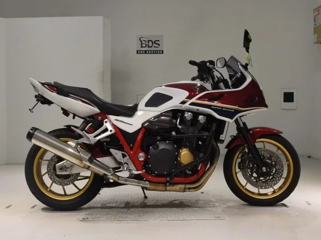 Honda CB1300SF BOLDOR лот № 0166 оценка 5  с аукциона в Японии