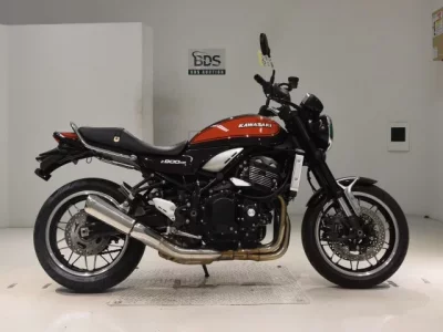 Kawasaki Z900RS 2021