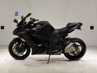 Kawasaki NINJA1000A лот № 5176 оценка 4  с аукциона в Японии 2