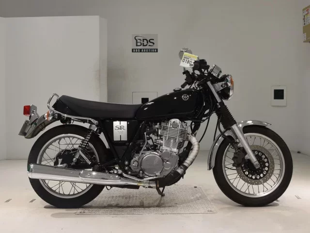 Yamaha SR400-5 лот № 0180 оценка 5  с аукциона в Японии