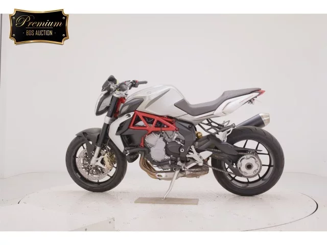 MV Agusta MV AGUSTA BRUTALE 800