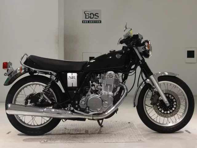 Yamaha SR400-5 лот № 0277 оценка 4  с аукциона в Японии