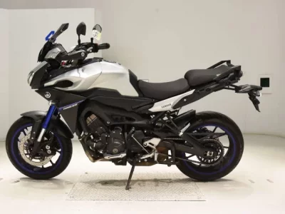 Yamaha MT-09 лот № 7618 оценка 5  с аукциона в Японии 2