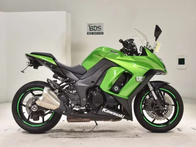 Kawasaki NINJA1000 лот № 7613 оценка 4  с аукциона в Японии