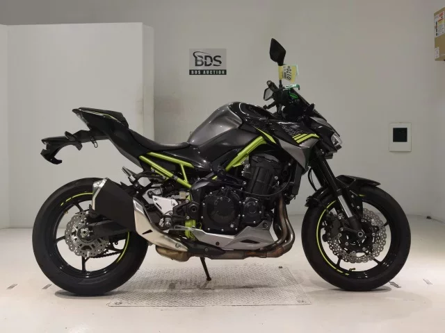 Kawasaki Z900-2 лот № 0170 оценка 5  с аукциона в Японии