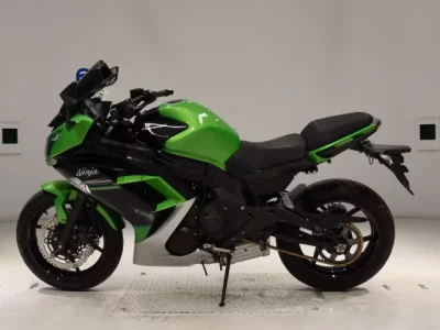 Kawasaki NINJA400 лот № 0384 оценка 5  с аукциона в Японии 2