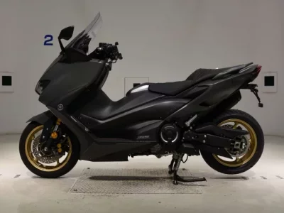 Yamaha T-MAX560T лот № 2961 оценка 5  с аукциона в Японии 2