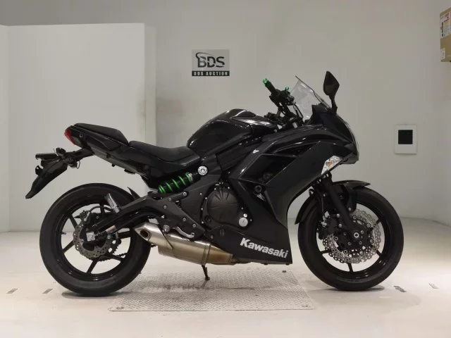 Kawasaki NINJA400 лот № 7629 оценка 5  с аукциона в Японии
