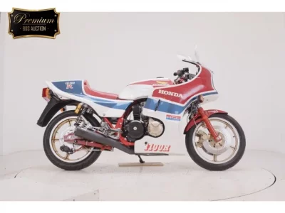 Honda CB1100R