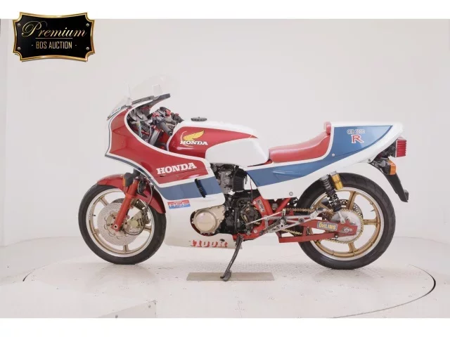 Honda CB1100R