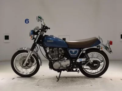 Yamaha SR400-5 лот № 2609 оценка 5  с аукциона в Японии 2