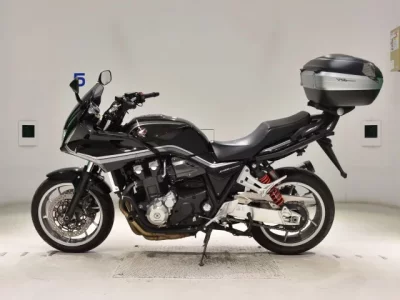 Honda CB1300SF BOLDOR лот № 5111 оценка 5  с аукциона в Японии 2