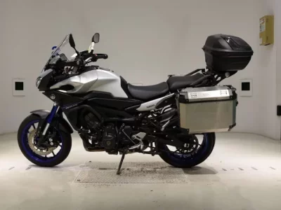 Yamaha MT-09 лот № 7803 оценка 4  с аукциона в Японии 2