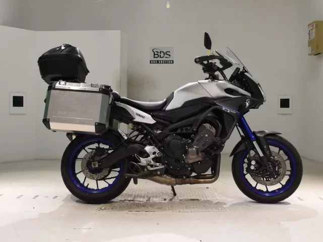 Yamaha MT-09 лот № 7803 оценка 4  с аукциона в Японии