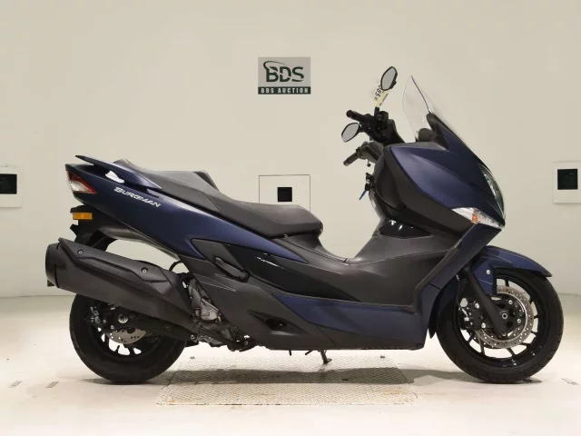 Suzuki BURGMAN 400A лот № 8085 оценка 6  с аукциона в Японии