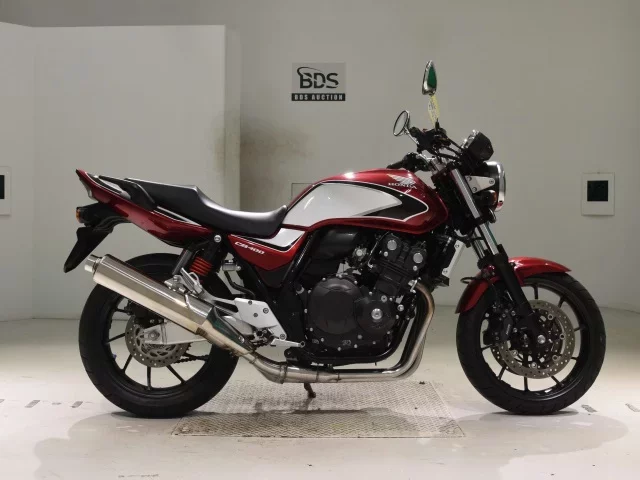 Honda CB400SFV-4 лот № 5102 оценка 5  с аукциона в Японии