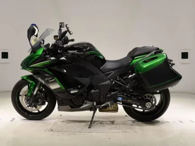 Kawasaki NINJA1000SX лот № 5205 оценка 5  с аукциона в Японии 2