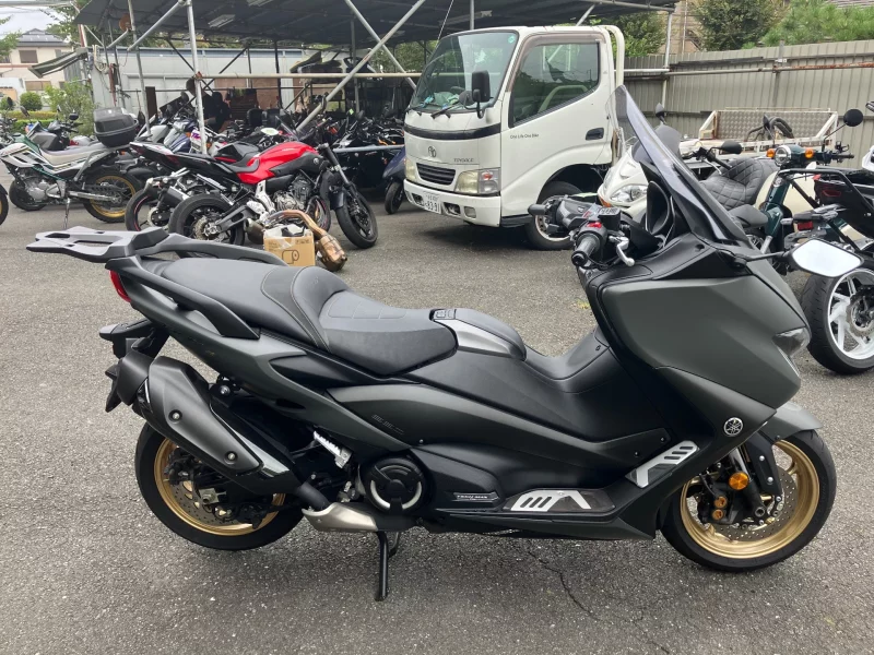 Yamaha T-MAX560 TECHMAX ABS лот № 04005 оценка 5  с аукциона в Японии