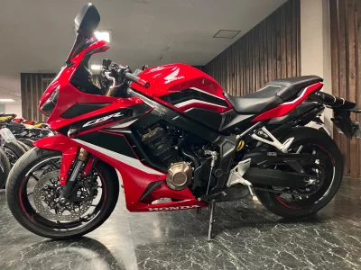 Honda CBR650R лот № 00012 оценка 4  с аукциона в Японии 2
