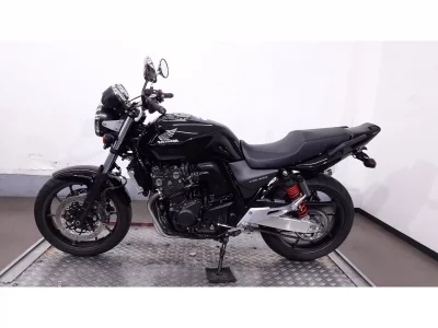 Honda CB400SFV-4ABS лот № 04016 оценка 4  с аукциона в Японии 2