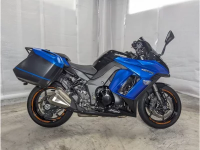 Kawasaki Ninja 1000 лот № 02087 оценка 5  с аукциона в Японии 2