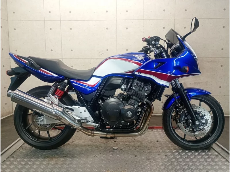 Honda CB400 SUPER BOL D OR ABS лот № 04111 оценка 4  с аукциона в Японии