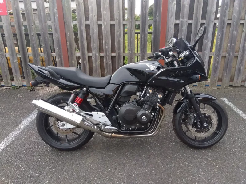 Honda CB400 SUPER BOL D OR ABS лот № 02238 оценка 4  с аукциона в Японии