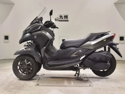 Yamaha TORI CITY 300 лот № 2713 оценка 4  с аукциона в Японии 2