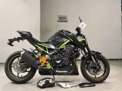 Kawasaki Z900-2 2021