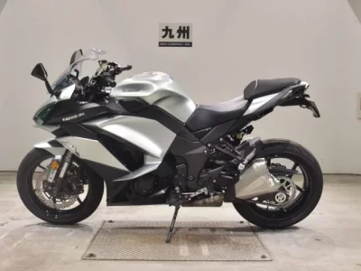 Kawasaki NINJA1000A лот № 2649 оценка 6  с аукциона в Японии 2
