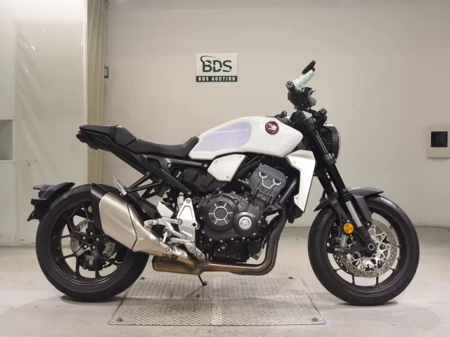 Honda CB1000R-2 лот № 7679 оценка 6  с аукциона в Японии