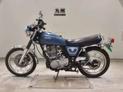 Yamaha SR400-5 лот № 2560 оценка 4  с аукциона в Японии 2
