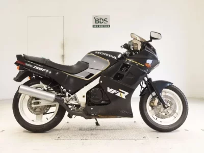 Honda VFR750F-1